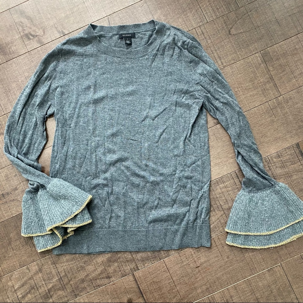 Halogen grey sweater size small.
